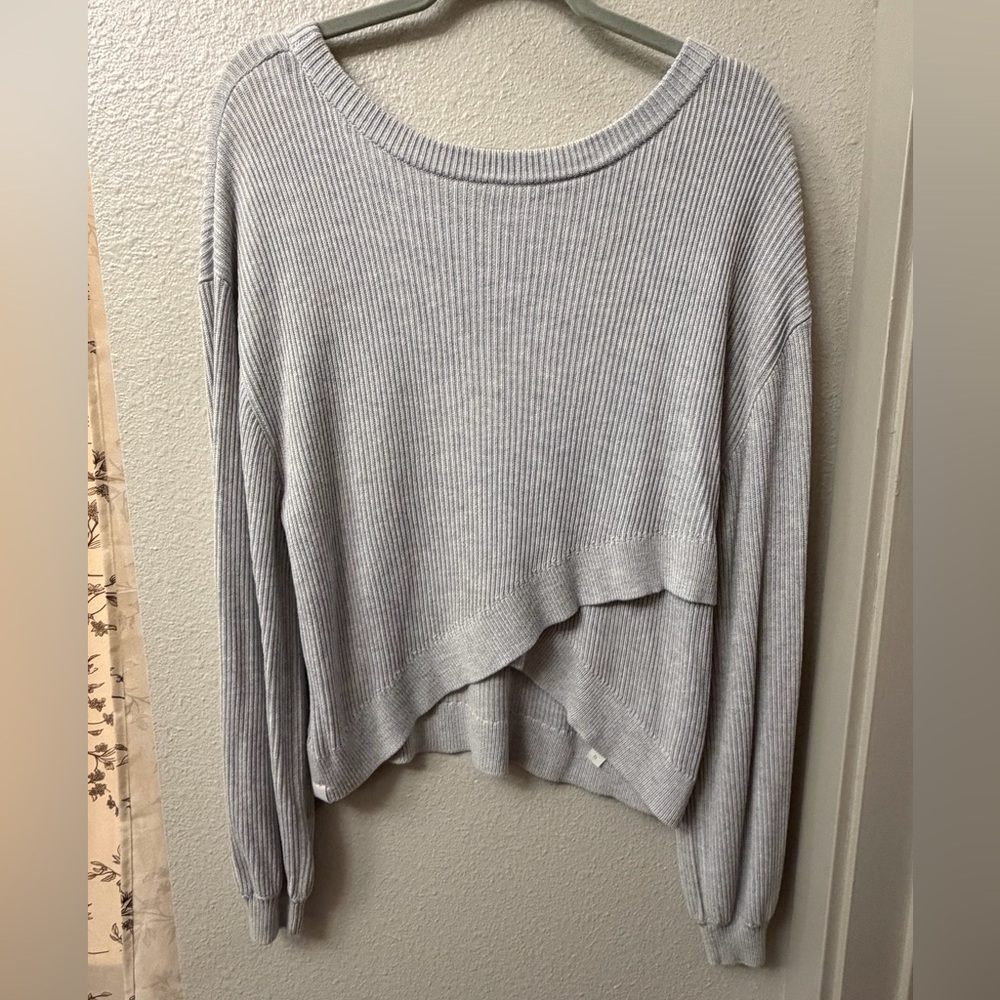lululemon athletica Light Gray Ribbed Reversible Sweater Size 12